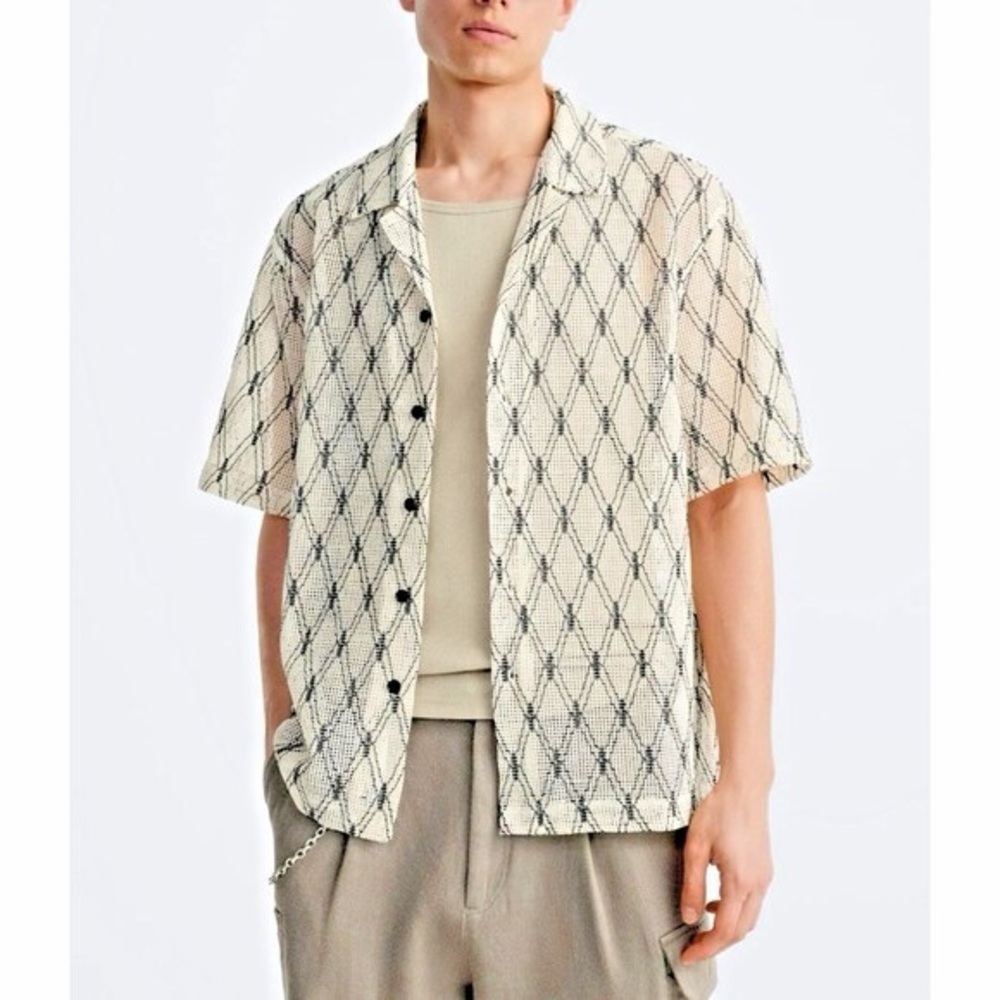 Zara Men’s Textured Crochet Button Up